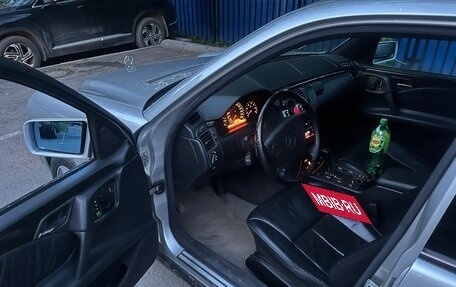 Mercedes-Benz E-Класс, 1997 год, 700 000 рублей, 5 фотография