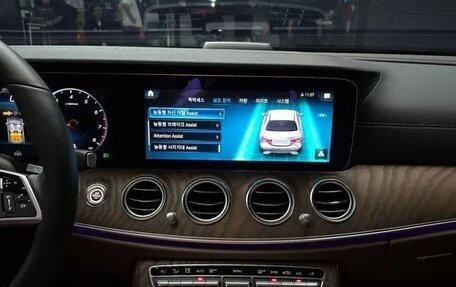 Mercedes-Benz E-Класс, 2021 год, 3 650 000 рублей, 12 фотография