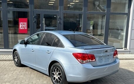 Chevrolet Cruze II, 2010 год, 750 000 рублей, 4 фотография