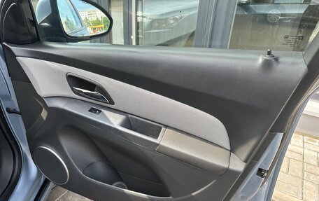 Chevrolet Cruze II, 2010 год, 750 000 рублей, 23 фотография