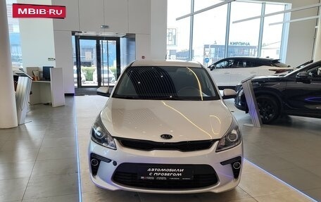 KIA Rio IV, 2018 год, 1 490 000 рублей, 2 фотография