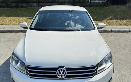 Volkswagen Passat B7, 2013 год, 1 100 000 рублей, 4 фотография