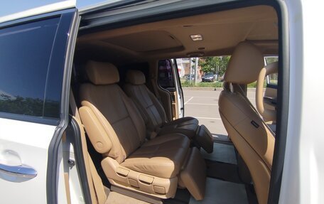 KIA Carnival III, 2017 год, 2 920 000 рублей, 18 фотография