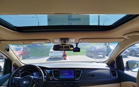 KIA Carnival III, 2017 год, 2 920 000 рублей, 20 фотография