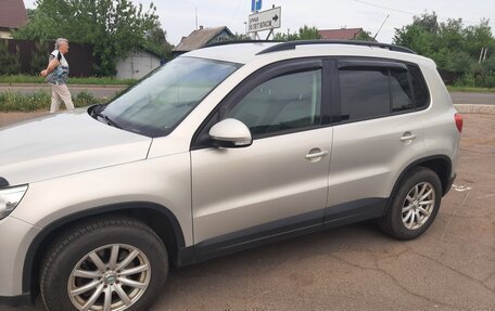 Volkswagen Tiguan I, 2011 год, 1 200 000 рублей, 2 фотография