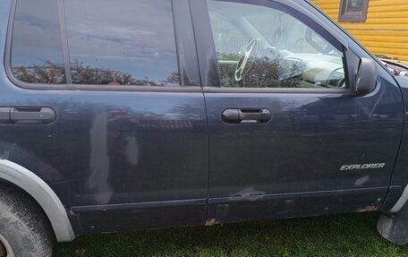 Ford Explorer III, 2002 год, 423 000 рублей, 8 фотография