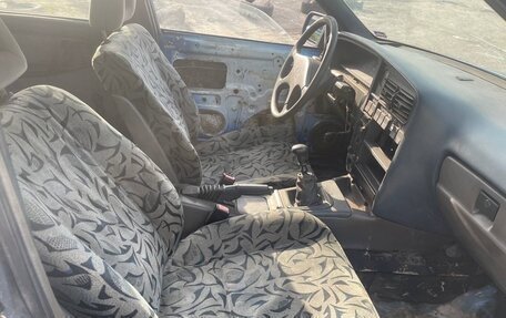 Opel Omega A, 1990 год, 45 000 рублей, 16 фотография