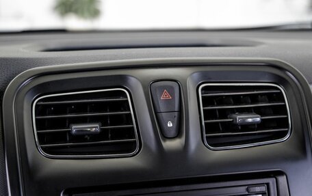 Renault Logan II, 2021 год, 1 298 000 рублей, 16 фотография