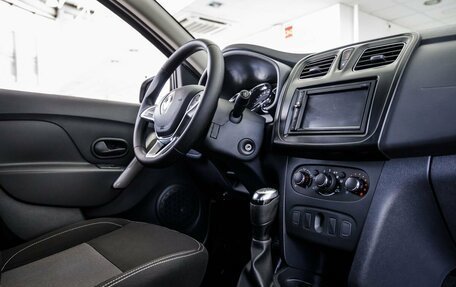 Renault Logan II, 2021 год, 1 298 000 рублей, 21 фотография