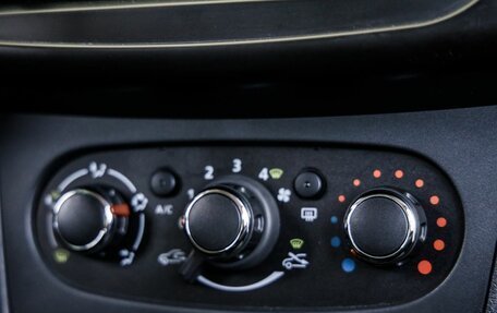 Renault Logan II, 2021 год, 1 298 000 рублей, 24 фотография