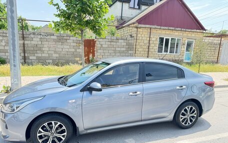 KIA Rio IV, 2017 год, 1 400 000 рублей, 3 фотография