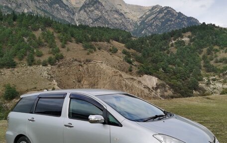 Toyota Wish II, 2003 год, 850 000 рублей, 2 фотография