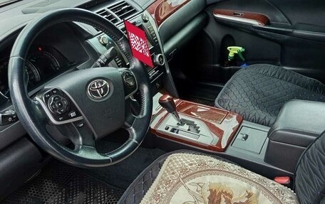 Toyota Camry, 2012 год, 2 200 000 рублей, 7 фотография