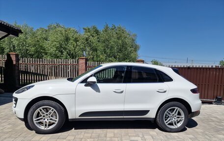 Porsche Macan I рестайлинг, 2016 год, 3 200 000 рублей, 2 фотография