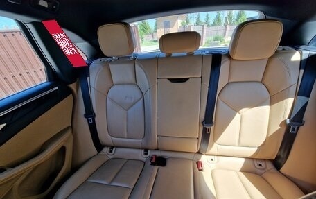 Porsche Macan I рестайлинг, 2016 год, 3 200 000 рублей, 7 фотография