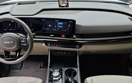 KIA Carnival, 2024 год, 3 650 000 рублей, 5 фотография