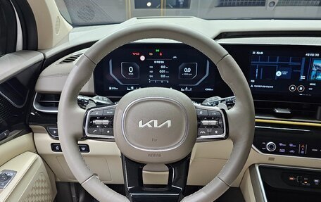 KIA Carnival, 2024 год, 3 650 000 рублей, 6 фотография