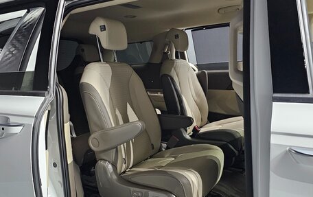 KIA Carnival, 2024 год, 3 650 000 рублей, 11 фотография