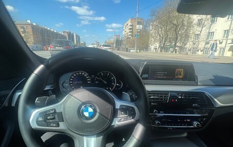 BMW 5 серия, 2018 год, 3 000 000 рублей, 3 фотография