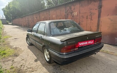 Mitsubishi Galant VIII, 1990 год, 350 000 рублей, 3 фотография
