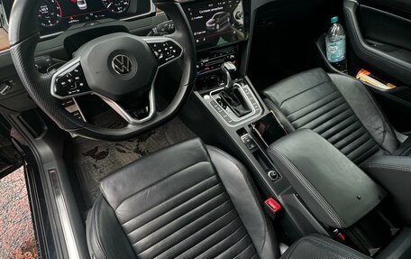Volkswagen Passat B8 рестайлинг, 2019 год, 2 490 000 рублей, 9 фотография
