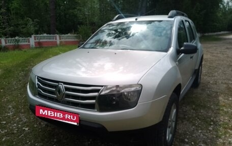 Renault Duster I рестайлинг, 2013 год, 885 000 рублей, 2 фотография