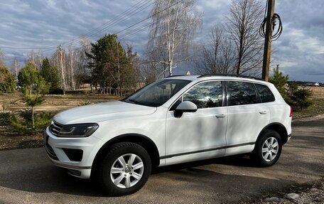 Volkswagen Touareg III, 2015 год, 2 800 000 рублей, 3 фотография