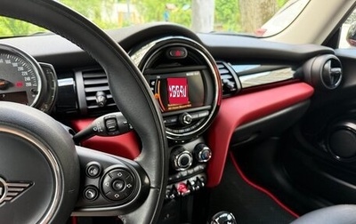 MINI Hatch, 2019 год, 1 900 000 рублей, 1 фотография