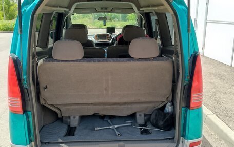 Nissan Serena II, 2001 год, 635 000 рублей, 16 фотография