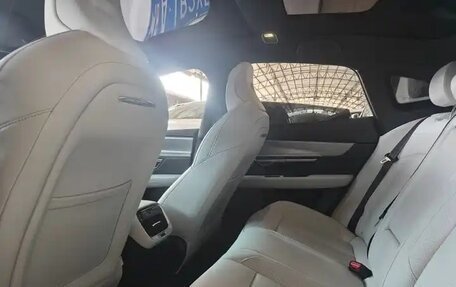 Xpeng P7, 2023 год, 2 500 000 рублей, 10 фотография
