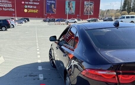 Jaguar XF II, 2017 год, 2 600 000 рублей, 5 фотография