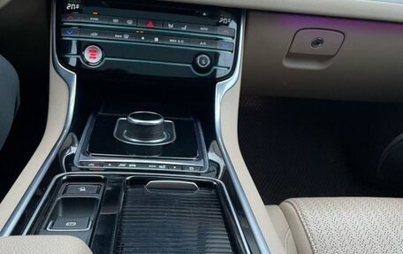 Jaguar XF II, 2017 год, 2 600 000 рублей, 16 фотография