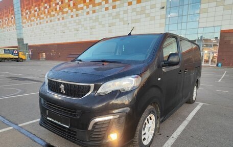 Peugeot Traveller I, 2019 год, 2 650 000 рублей, 3 фотография