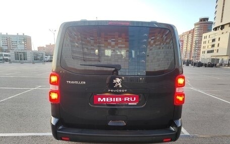 Peugeot Traveller I, 2019 год, 2 650 000 рублей, 4 фотография