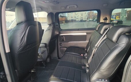 Peugeot Traveller I, 2019 год, 2 650 000 рублей, 17 фотография