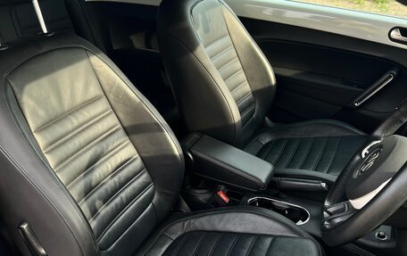 Volkswagen Beetle, 2013 год, 1 390 000 рублей, 22 фотография