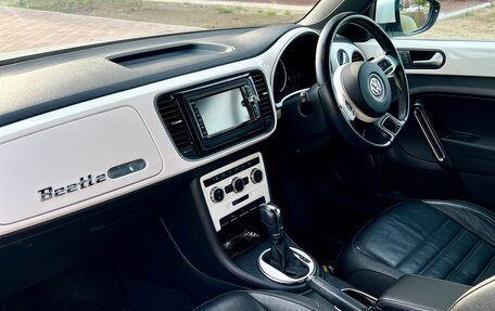 Volkswagen Beetle, 2013 год, 1 390 000 рублей, 18 фотография