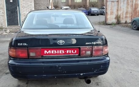 Toyota Camry, 1995 год, 275 000 рублей, 2 фотография