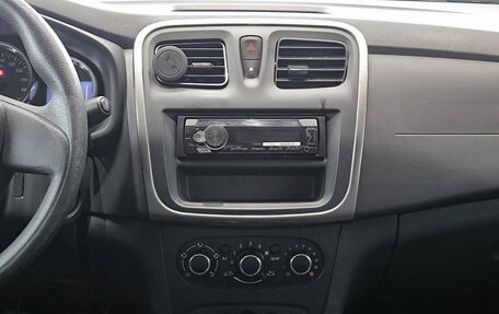 Renault Logan II, 2015 год, 490 000 рублей, 19 фотография