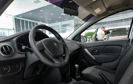 Renault Logan II, 2015 год, 490 000 рублей, 20 фотография