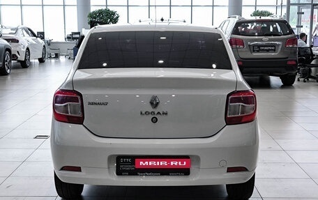 Renault Logan II, 2015 год, 490 000 рублей, 10 фотография