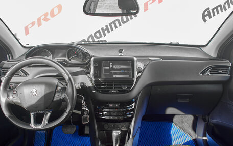Peugeot 208 II, 2013 год, 850 000 рублей, 13 фотография