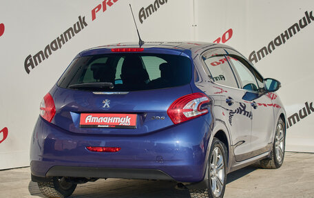 Peugeot 208 II, 2013 год, 850 000 рублей, 9 фотография