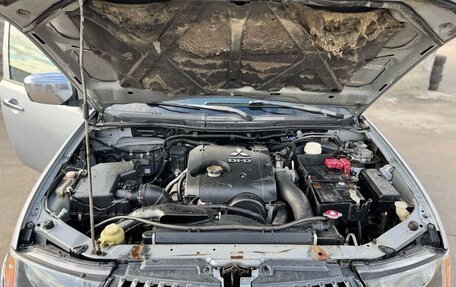 Mitsubishi L200 IV рестайлинг, 2007 год, 600 000 рублей, 6 фотография