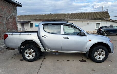 Mitsubishi L200 IV рестайлинг, 2007 год, 600 000 рублей, 7 фотография