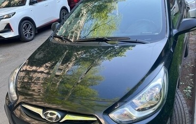 Hyundai Solaris II рестайлинг, 2012 год, 960 000 рублей, 1 фотография