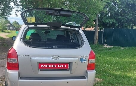 Hyundai Tucson III, 2007 год, 800 000 рублей, 5 фотография