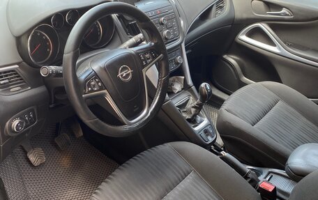 Opel Zafira C рестайлинг, 2013 год, 1 080 000 рублей, 8 фотография