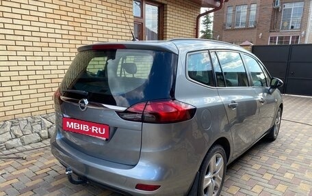 Opel Zafira C рестайлинг, 2013 год, 1 080 000 рублей, 5 фотография