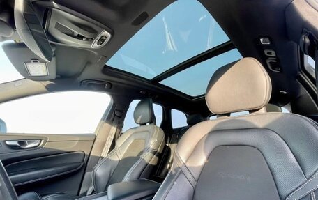 Volvo XC60 II, 2018 год, 3 399 999 рублей, 9 фотография